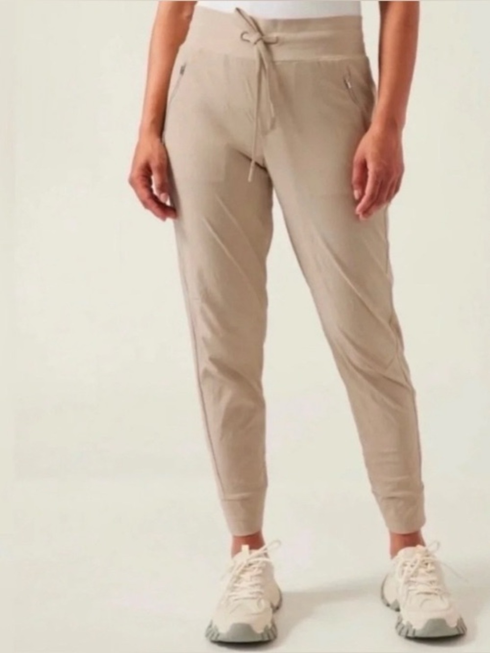 Athleta Tan Trekkie North Jogger pants size 4P